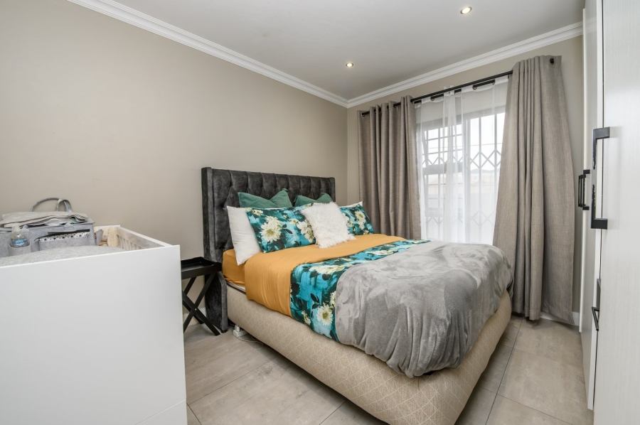 2 Bedroom Property for Sale in Kabega Park Eastern Cape